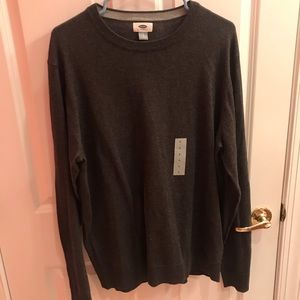 Men’s grey sweater
